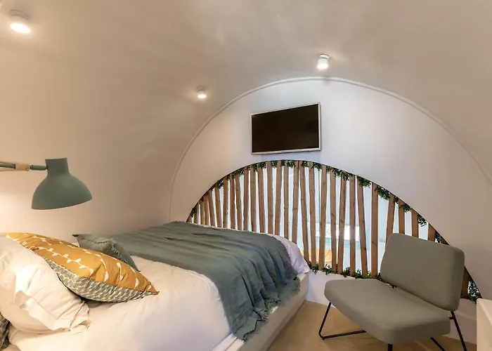 Santo Bloom Luxury Villas